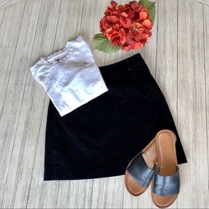 LIKE NEW! Liz Claiborne black corduroy skirt